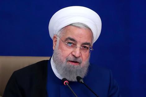 روحانی: رهبری گفتند مگر می شود مجلس خبرگان بخواهد برای رهبری بعدی تصمیم بگیرد و آقای هاشمی آنجا نباشد؟