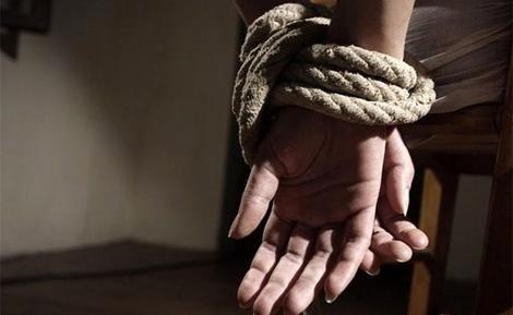 گروگانگیری دانش‌آموز ۱۴ ساله در ماجرای ناموسی پدرش!