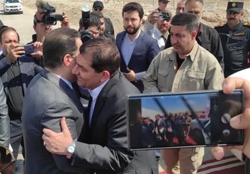 دیدار نخست وزیر عراق با مخبر در نقطه صفر مرزی