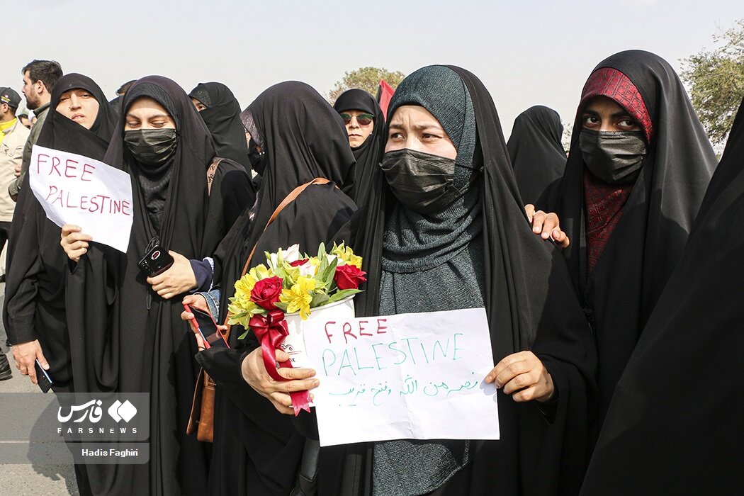 این زنان در مشهد به استقبال شیخ زکزاکی آمدند+ عکس