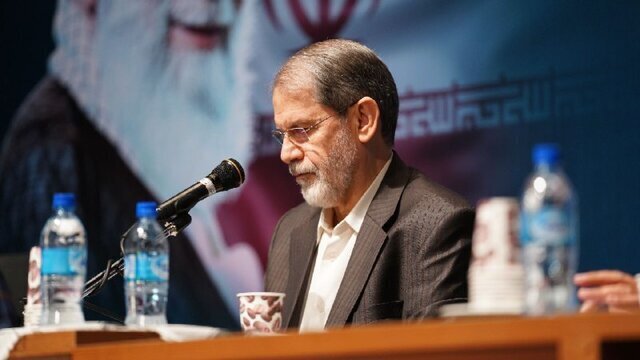 صادق محصولی: احمدی نژاد جنم داشت /تغییرات او از یک روز خاص شروع نشده است /خدماتش را نادیده نگیریم!