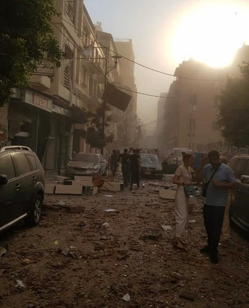 انفجار مهيب بيروت: همسر و دختر نخست وزیر لبنان و سفير قزاقستان زخمى شدند/نزار نجاریان كشته شد