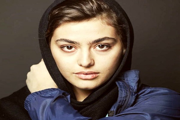 ریحانه پارسا مهاجرت می کند!