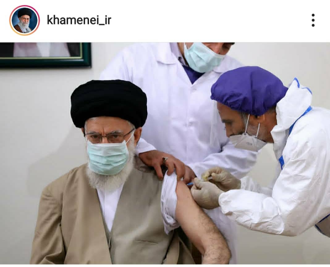 لحظه تزریق واکسن ایرانی کرونا به رهبر انقلاب(عکس)