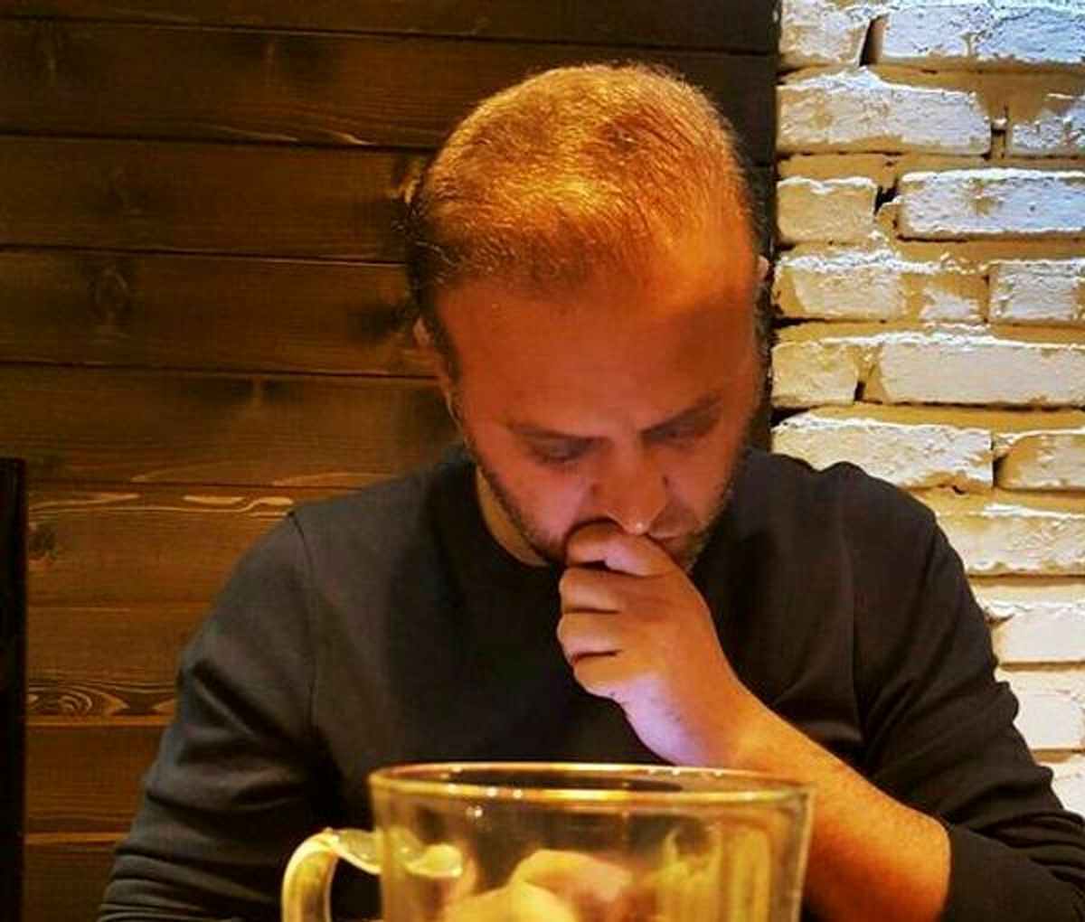 احسان پیربرناش خبرنگار ورزشی نویس به ۱۰ سال حبس محکوم شد