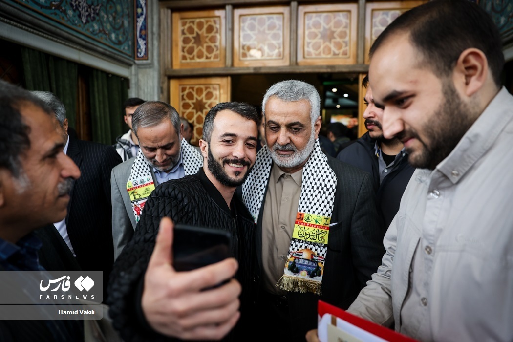 تصویری که از مراسم گرامیداشت «شهید سید رضی موسوی» وایرال و انتقادی شد