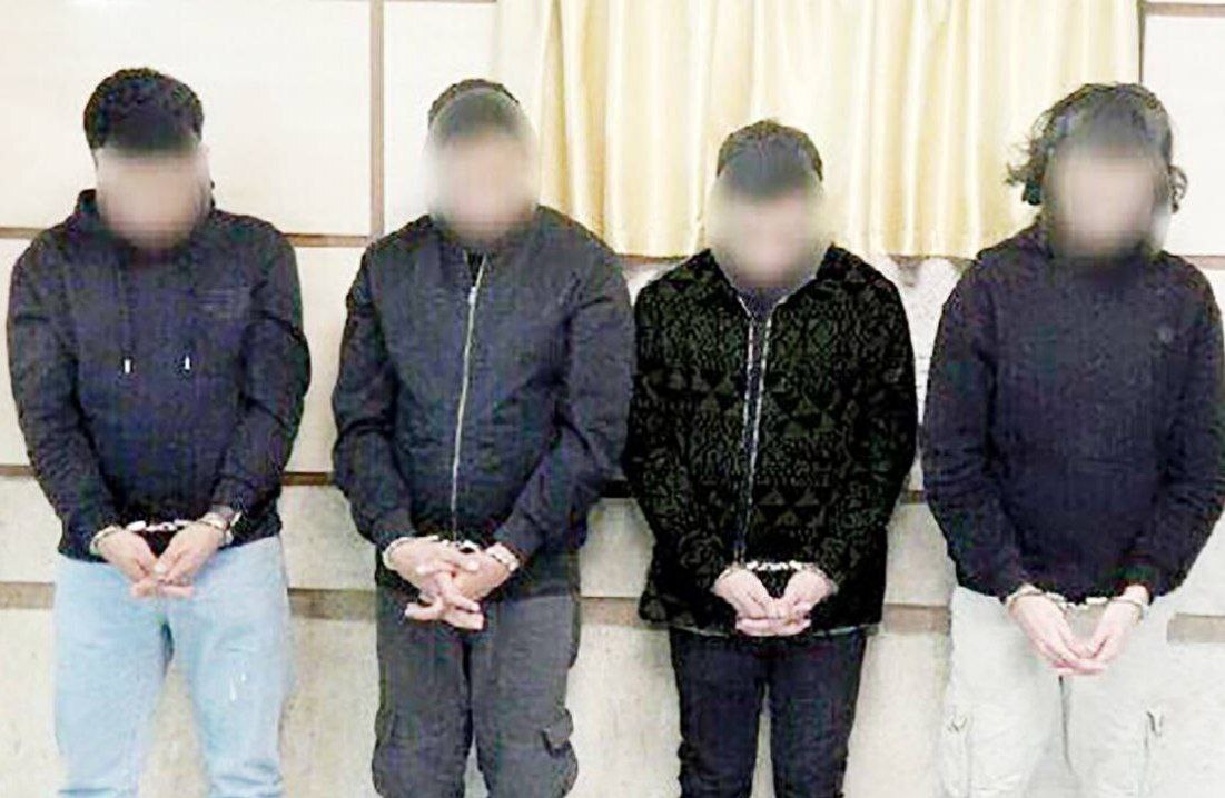 ۴ دانشجوی پزشكى ملقب به «اشباح سیاه» در مشهد دستگیر شدند!