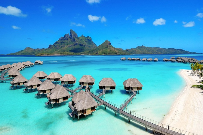 با هتل های روی آب در دنیا آشنا شوید