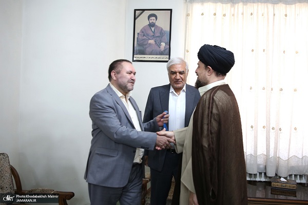 دیدار  اعضای شوراى مرمزى حزب همبستگی با سید حسن خمینی (تصاوير)