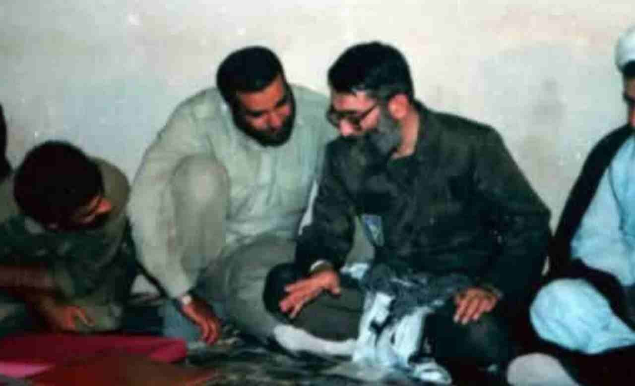 تصویر سردار محمدرضا زاهدی در کنار رهبر انقلاب (عکس)
