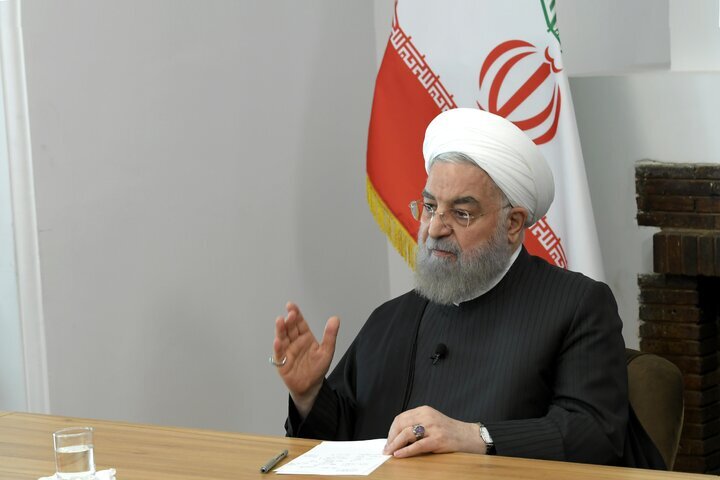 روحانی: من تمام وزرای دولت را بدون استثنا با مقام معظم رهبری چک کردم.
