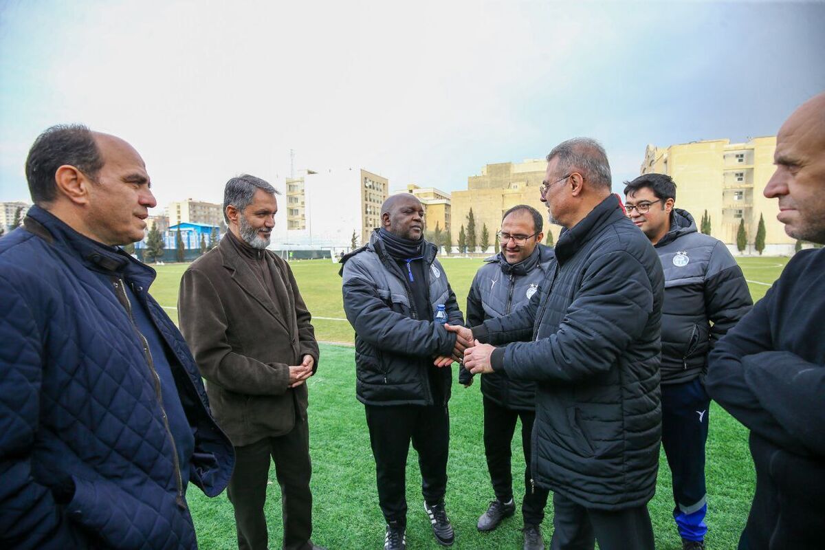 خبری عجیب در مورد انتخاب سرمربی استقلال؛ هیچ گزینه قطعی وجود ندارد!