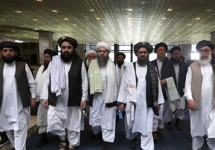 انتقاد تند روزنامه جمهوری اسلامی از مسئولان به خاطر «معاشقه سیاسی با طالبان»