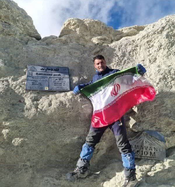 اکبر خلیلی در قله آرارات ترکیه درگذشت