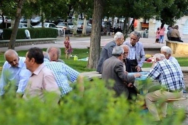 اعتراض روسای کانون های بازنشستگی درباره وضعیت بیمه تکمیلی صندوق کشوری و فرهنگیان بازنشسته