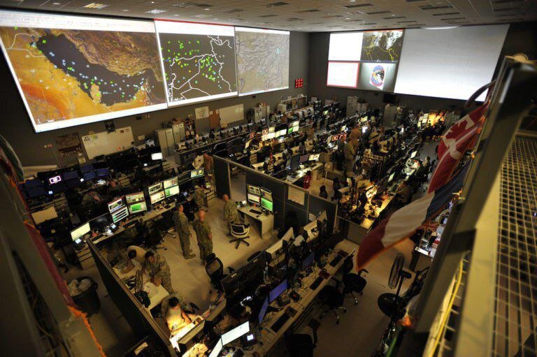 تصویری از ایران و خلیج فارس در صفحه نمایش مرکز کنترل عملیات هوایی ارتش آمریکا (عکس)