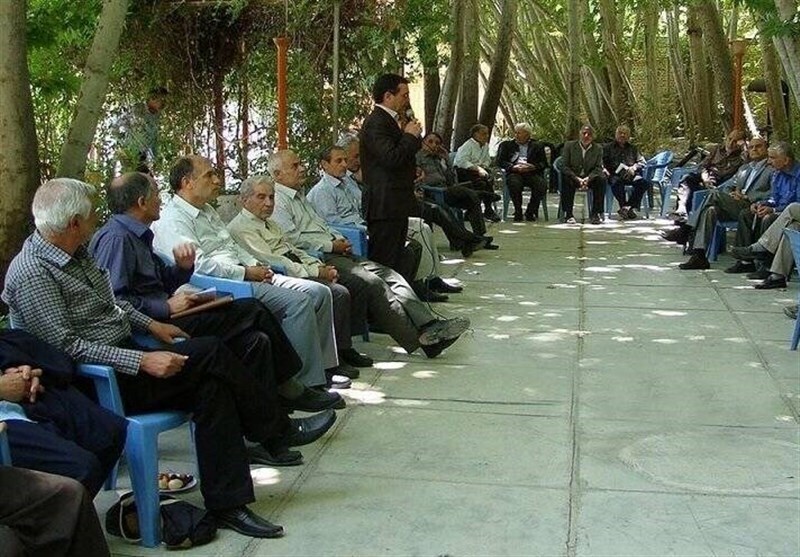 حساب بازنشستگان و معلمان شارژ می شود: مطالبات در آستانه پرداخت قرار گرفت