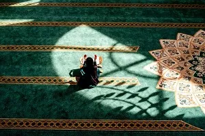 اعمال ام داوود در نیمه رجب؛ روش انجام + متن عربی و فارسی دعا اعمال ام داوود در نیمه رجب؛ روش انجام + متن عربی و فارسی دعا