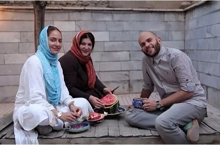 ریما رامین فر، مهناز افشار و بابک حمیدیان در پشت صحنه یک فیلم ریما رامین فر، مهناز افشار و بابک حمیدیان در پشت صحنه یک فیلم