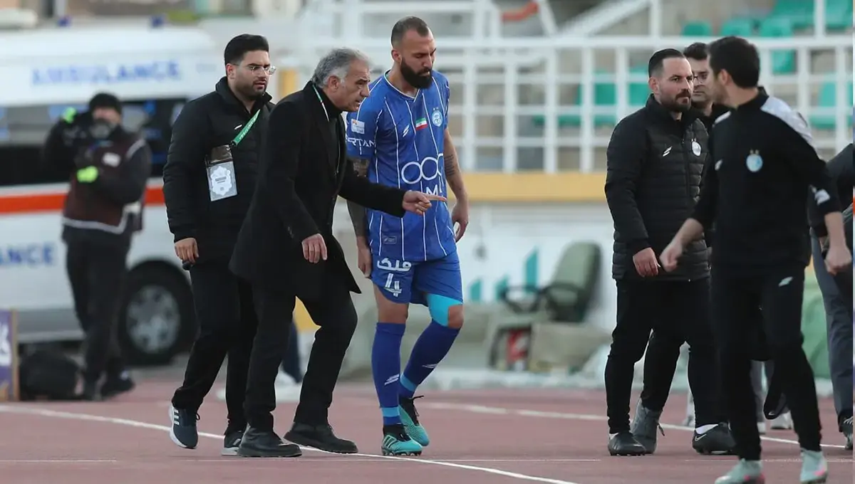 شوک به استقلال؛ مصدومیت شدید روزبه چشمی مقابل پیکان! شوک به استقلال؛ مصدومیت شدید روزبه چشمی مقابل پیکان!