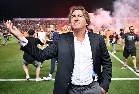 این سورپرایز امروز بازی را برای استقلال و ساپینتو در میآورد! این سورپرایز امروز بازی را برای استقلال و ساپینتو در میآورد!