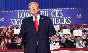 ترامپ: یک «ناوگان» دیگر به سمت ایران میرود / امید به توافق! ترامپ: یک «ناوگان» دیگر به سمت ایران میرود / امید به توافق!