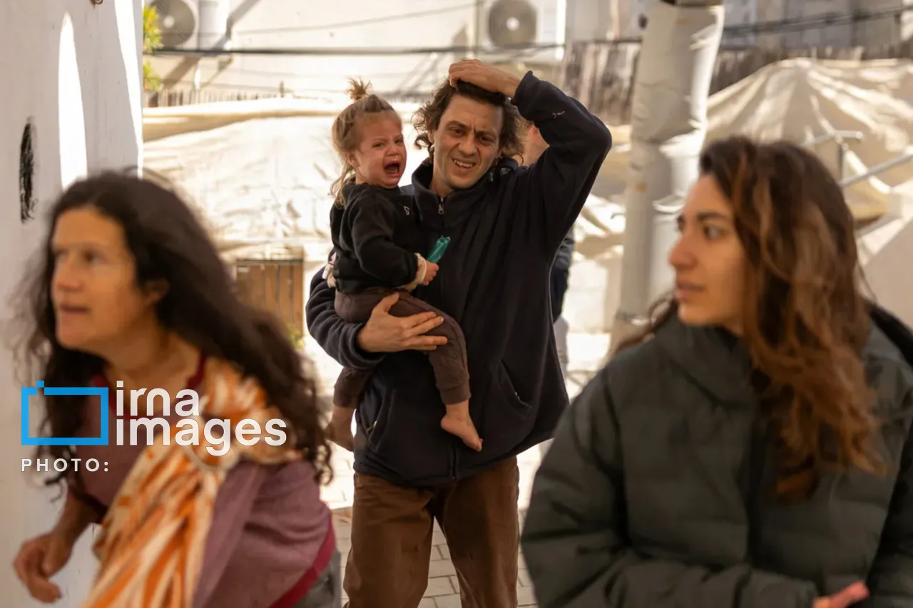 ویرانه های ناشی از حملات موشکی ایران به تل آویو (عکس)