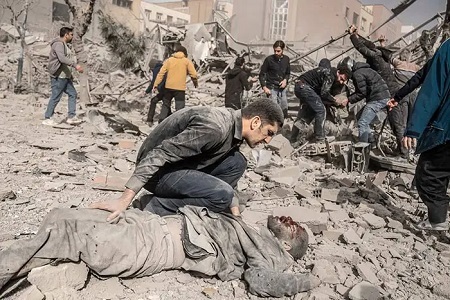 کمک آمریکا و اسرائیل به میدان فردوسی تهران رسید (عکس)