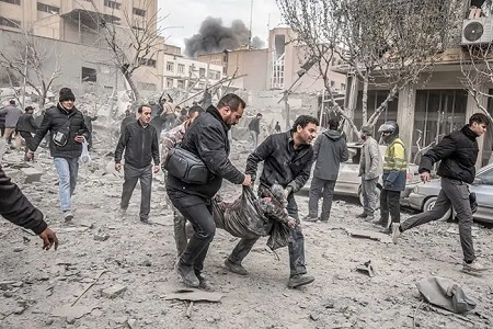 کمک آمریکا و اسرائیل به میدان فردوسی تهران رسید (عکس)