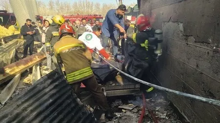 تصاویر سقوط بالگرد در  میدان تره بار دُرچه با شهادت ۴ نفر (عکس)