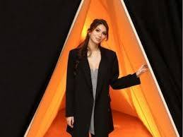 :::جالبتر::: درخواست دختر رضا پهلوی از مردم ایران: برای سیا جاسوسی کنید!