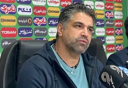 داور بازی استقلال - فجرسپاسی مرتکب دو اشتباه بزرگ شد! داور بازی استقلال - فجرسپاسی مرتکب دو اشتباه بزرگ شد!