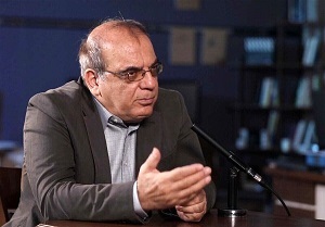 عباس عبدی: تندروها دنبال انتقام‌ گيری از انتخابات ۱۴۰۳ هستند و برای اين كار حجاب را بر سر نيزه كرده‌ اند و فرياد «لا حكم الا لله» سر می‌ دهند