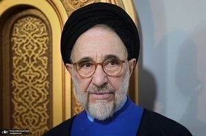 سید محمد خاتمی: کاری نکنیم که اسلام و ایران زیان ببینند / بسیاری از رقیبان از ما جلو افتاده اند