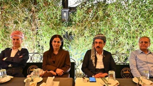 اعتراض خبرگزاری اصولگرا به کشف حجاب استاندار حلبچه در تهران (عکس)