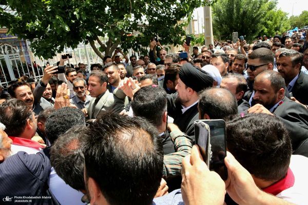 سید حسن خمینی: جمهوری اسلامی باید به جنگ محرومیت برود و نباید از توده‌های مردم جدا شود / گزارش تصویری حضور یادگار امام در روستای خیارج قزوین