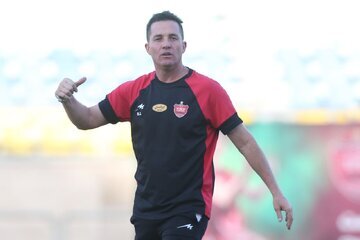 پاسخ رسمی اوسمار ویرا به پیشنهاد سرمربیگری پرسپولیس