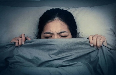 مصرف این خوراکی ها در شب باعث می شود کابوس ببینید!