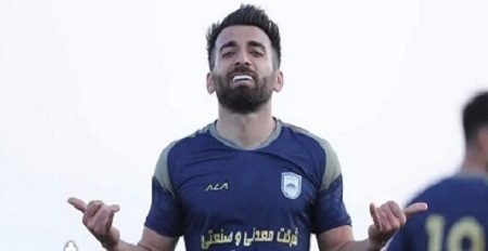 سومین خرید استقلال از چادرملو می آید؟