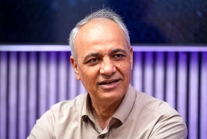 واکنش زیدآبادی به پیشنهاد بستن تنگه هرمز