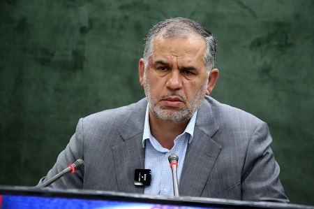 انتقاد نماینده مجلس از بیمه تکمیلی ناکارآمد بازنشستگان؛ ۹۰ درصد هزینه‌های درمانی معلمان و فرهنگیان بازنشسته با خودشان است