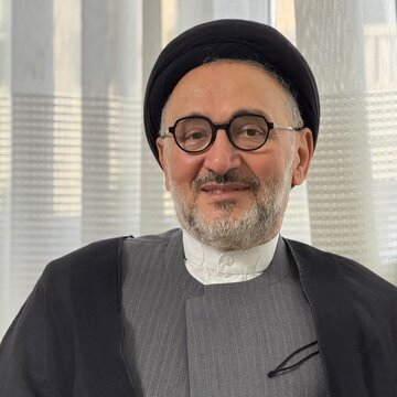 خاطره ابطحی از دیدار محمد خاتمی و استاد فرشچیان