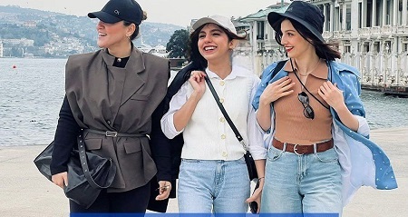 تیپ و پوشش بنفشه ریاضی و مهسا حجازی در استانبول (عکس)