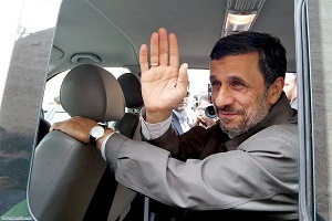 ۲۰ سال پس از معجزه هزاره سوم / بررسی روند ظهور، رشد و مواضع امروز محمود احمدی‏‌نژاد