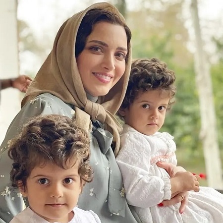 بهنوش طباطبایی و دوقلوها در پشت صحنه سریال «سووشون»(عکس)
