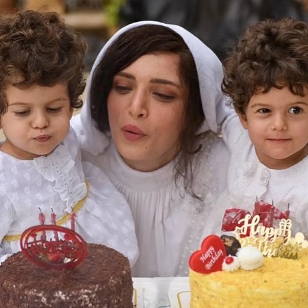 بهنوش طباطبایی و دوقلوها در پشت صحنه سریال «سووشون»(عکس)