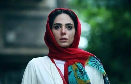 ماجرای آزمایش تائید باکرگی؛ کابوس رعنا آزادی‌ور که برای پریسا و مونا واقعی شد