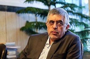 کرباسچی: شریعتمداری ۳۶ سال است که دمر آب می خورد!