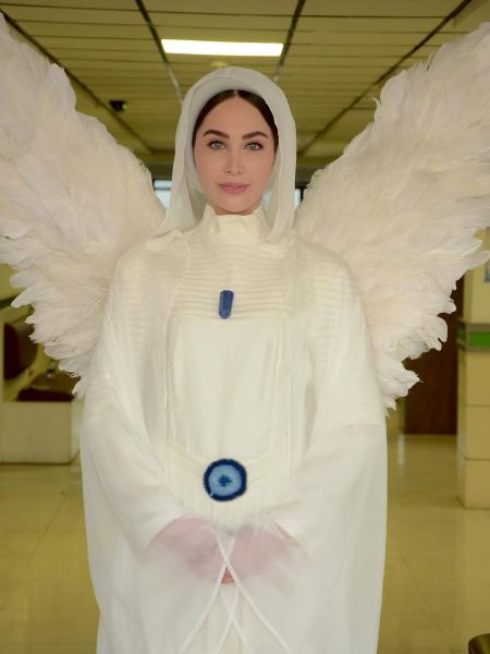 تینا یلان با دو چهره متفاوت؛ فرشته مخوف و عسل! (عکس)