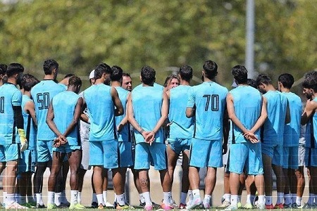 ساعده سیما: آل کثیر بازیکن استقلال است! / با هر قیمتی بازیکن نمی گیریم